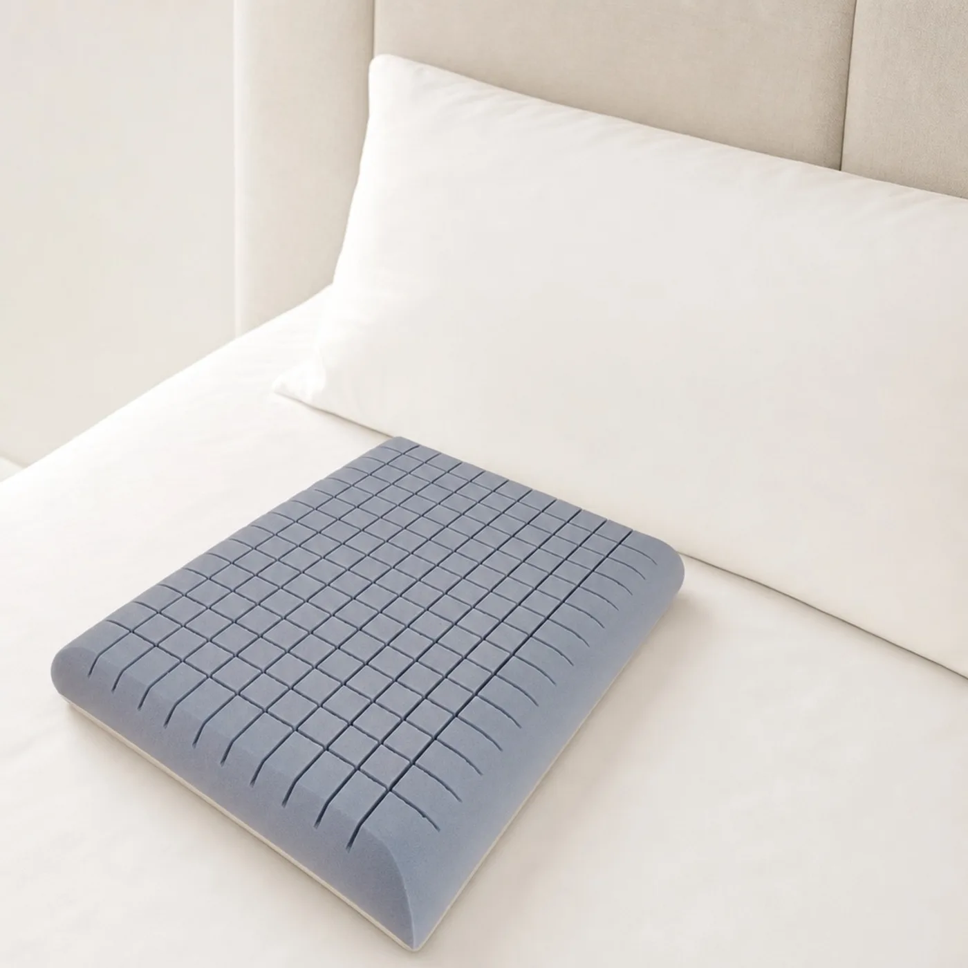 ErgoKey Y, a pillow from CasAI Sleep Studio